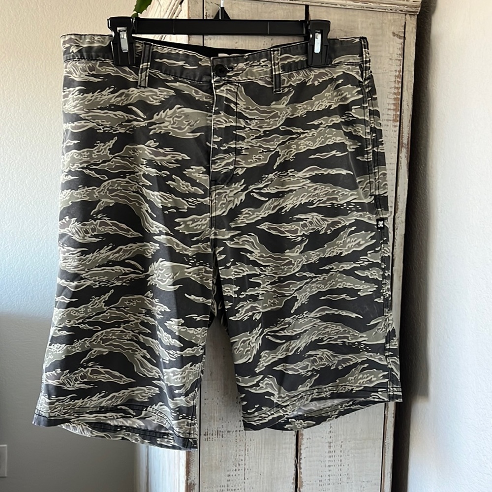 DC board shorts